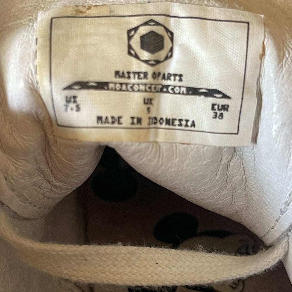 MOA | Master of Arts & Mickey Mouse White Platform Sneakers | Size 7.5 - Picture 11 of 11